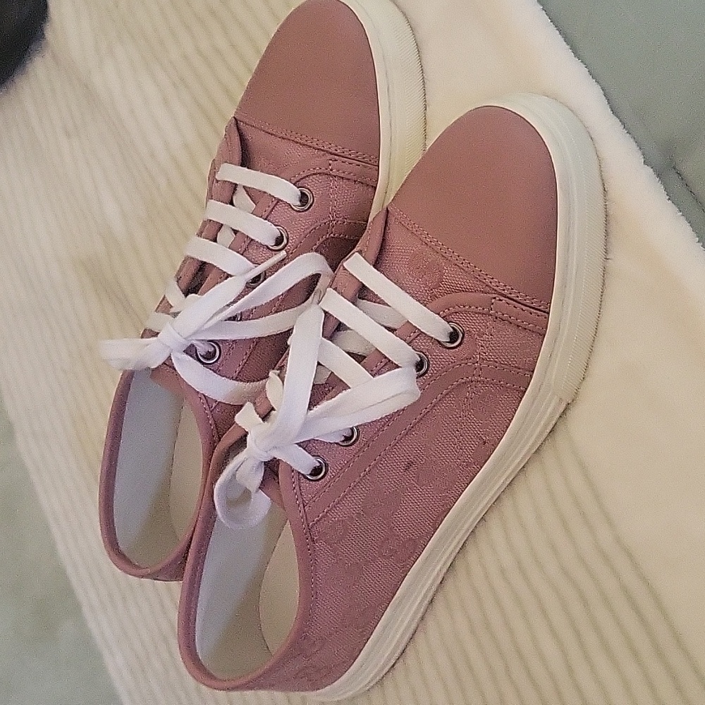Gucci Sneakers